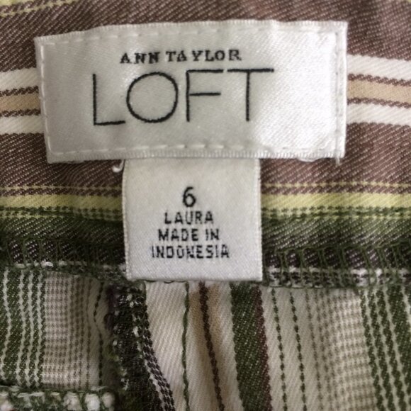 LOFT Laura Stripe Cropped Capri Cotton Stretch 4 Pockets Button Accents Size 6 - Picture 2 of 4